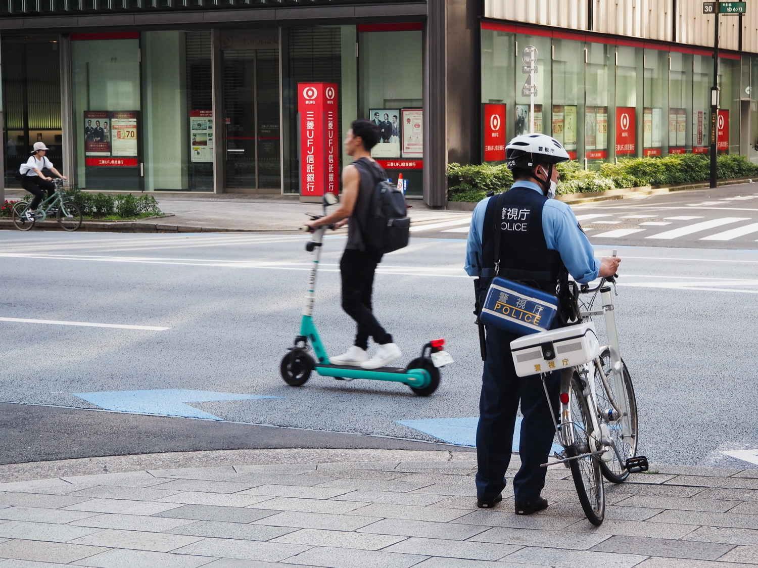 記事画像 「電動キックボード利用者必見！LUUP導入の「交通違反点数制度」に関する安全対策の強化とはどんな制度？」