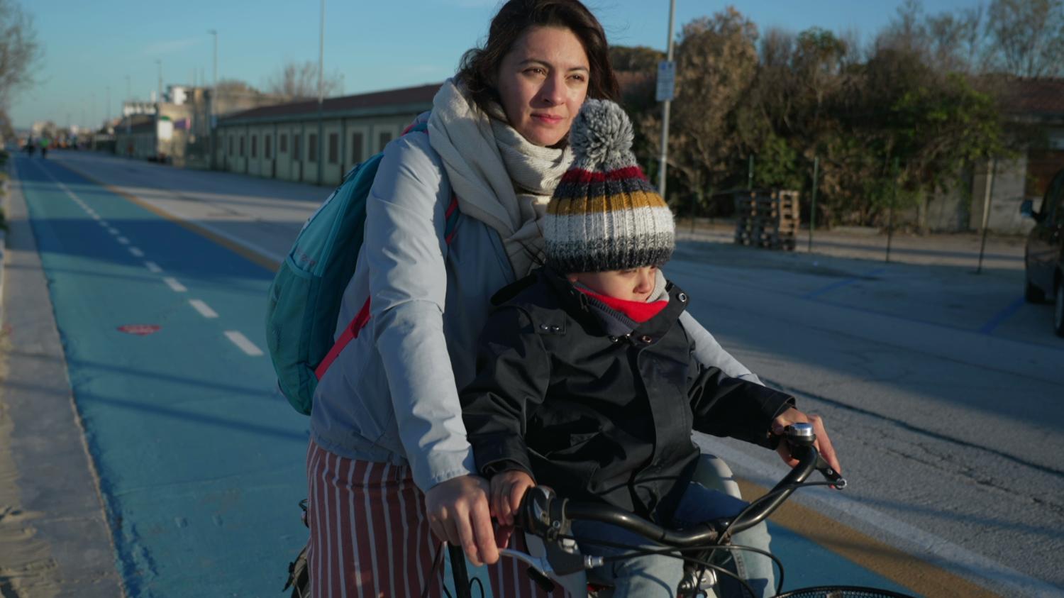 記事画像 「子育て中のママ・パパにおすすめの、送迎に欠かせない電動アシスト付き自転車の選び方」