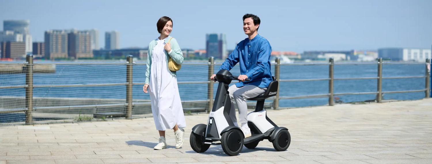 記事画像 「「e-SNEAKER」＆「WAKU MOBI」— 移動困難者を支える2つの日本製パーソナルモビリティ」