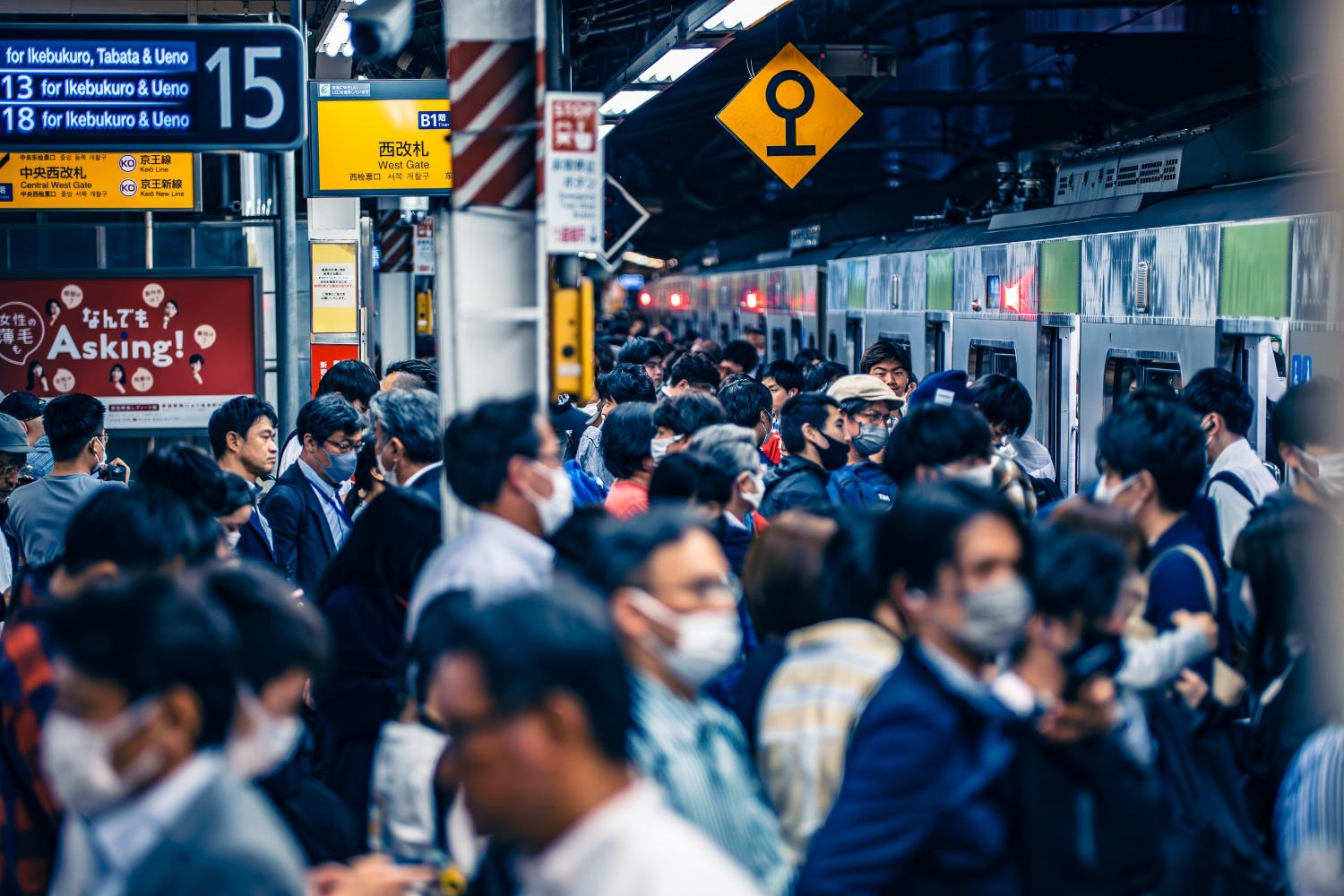 記事画像 「満員電車のストレス解消！通勤や通学に利用したい電動パーソナルモビリティの魅力とは？」